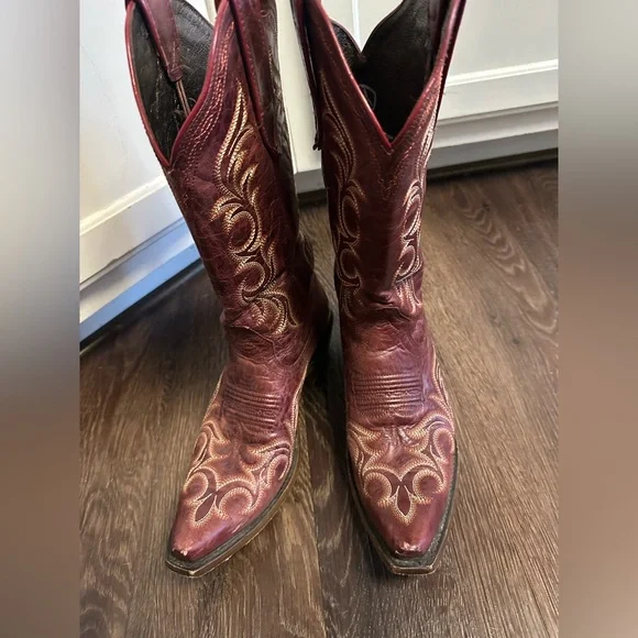 Ariat Hazen Western Boots Red 9B - Picture 2 of 9